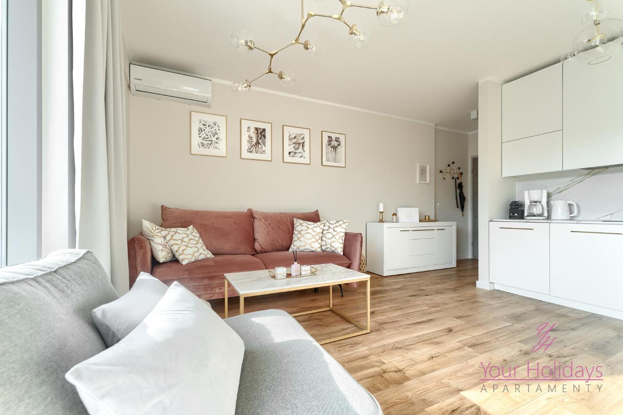 Your Holidays Promenada Gwiazd 14 Apartment *